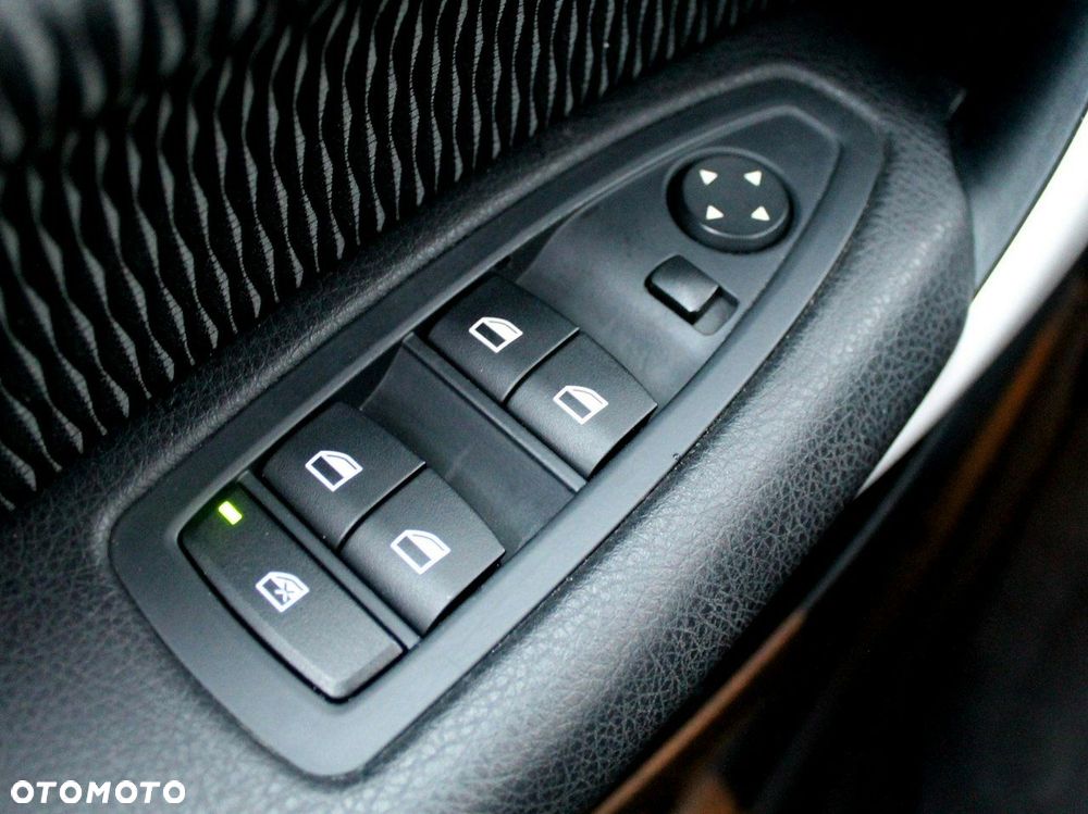 BMW Seria 1 - 20