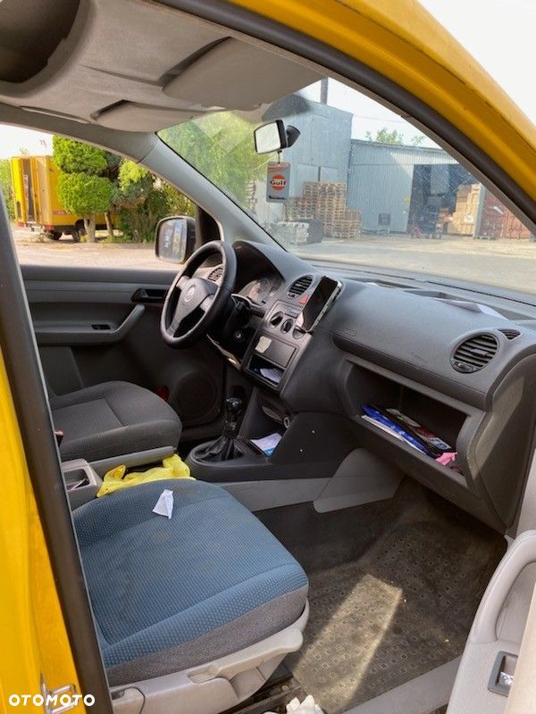 Volkswagen Caddy - 5