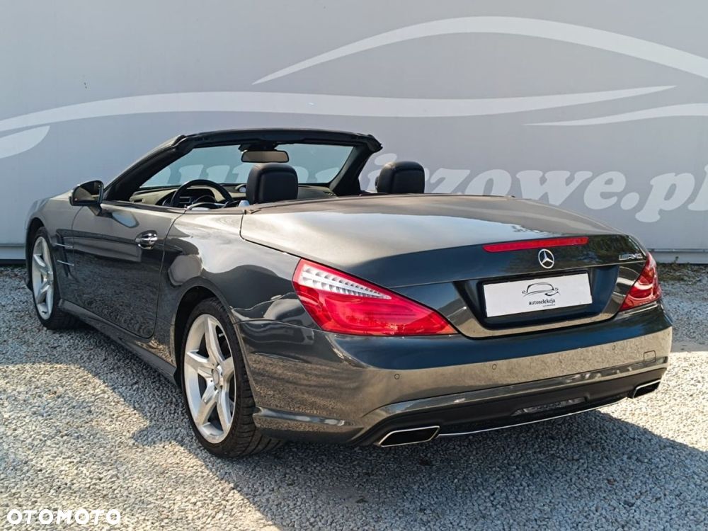 Mercedes-Benz SL - 15