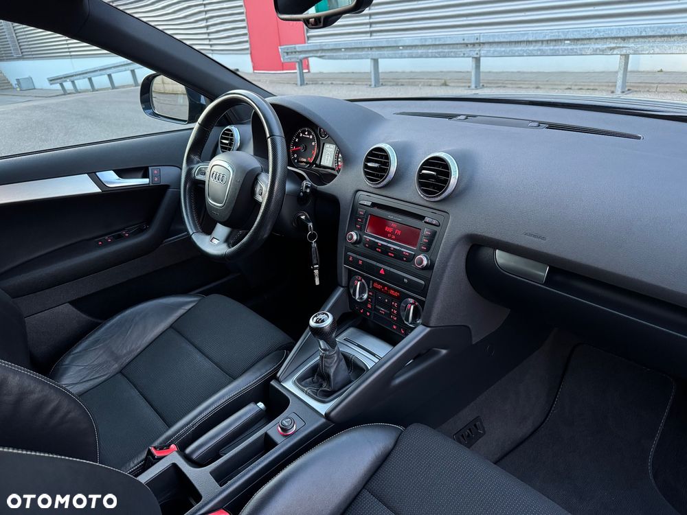Audi A3 Sportback 1.8 TFSI S line Sportpaket Plus - 38