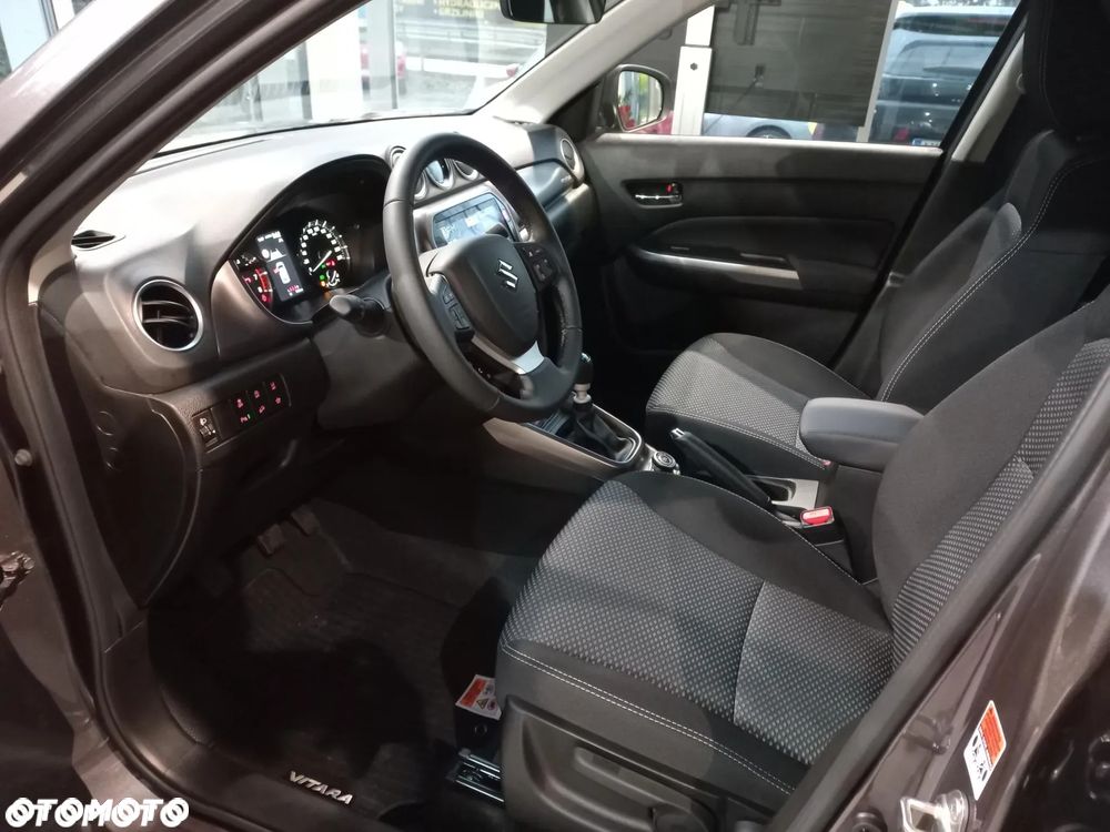 Suzuki Vitara 1.4 Boosterjet mHEV Premium Plus 2WD - 11