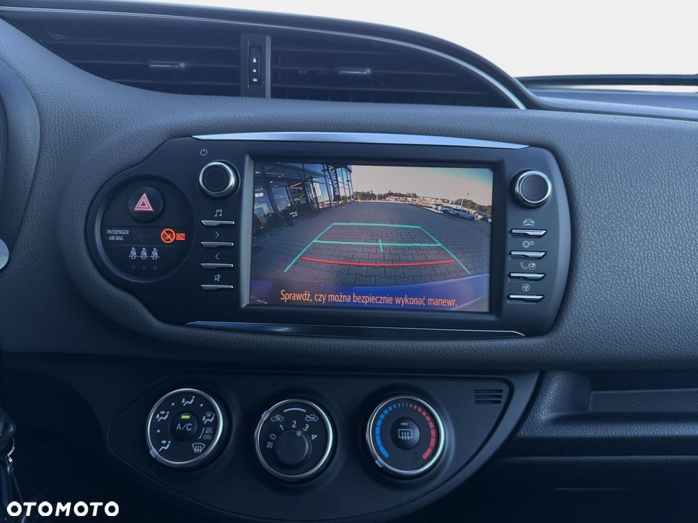 Toyota Yaris - 17