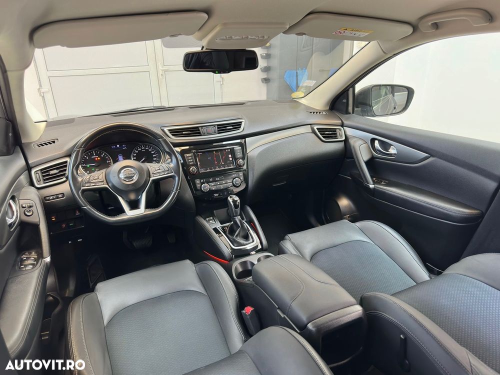 Nissan Qashqai 1.7 dCi Xtronic ALL-MODE 4x4i TEKNA+ - 5