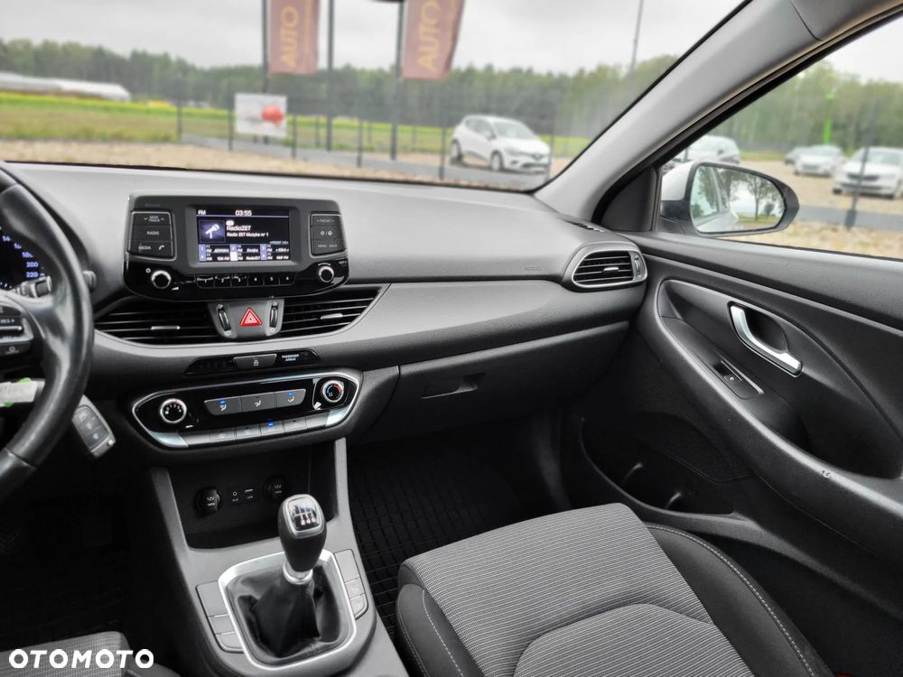 Hyundai i30 Fastback 1.0 T-GDI GPF Classic + - 11