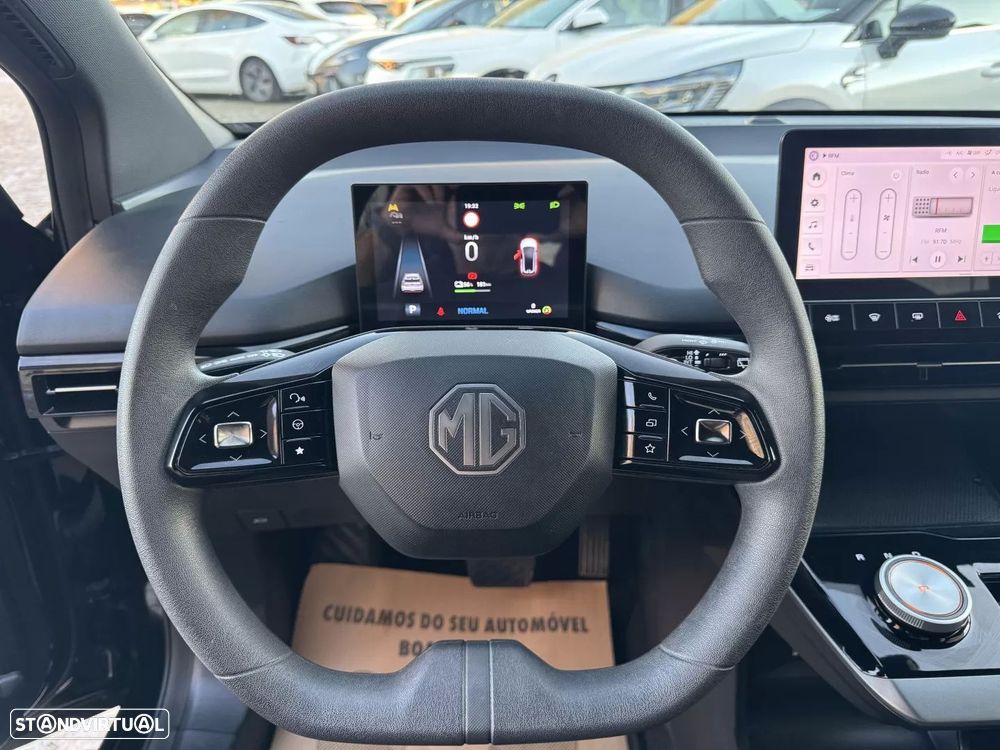 MG MG4 51 kWh Standard - 32