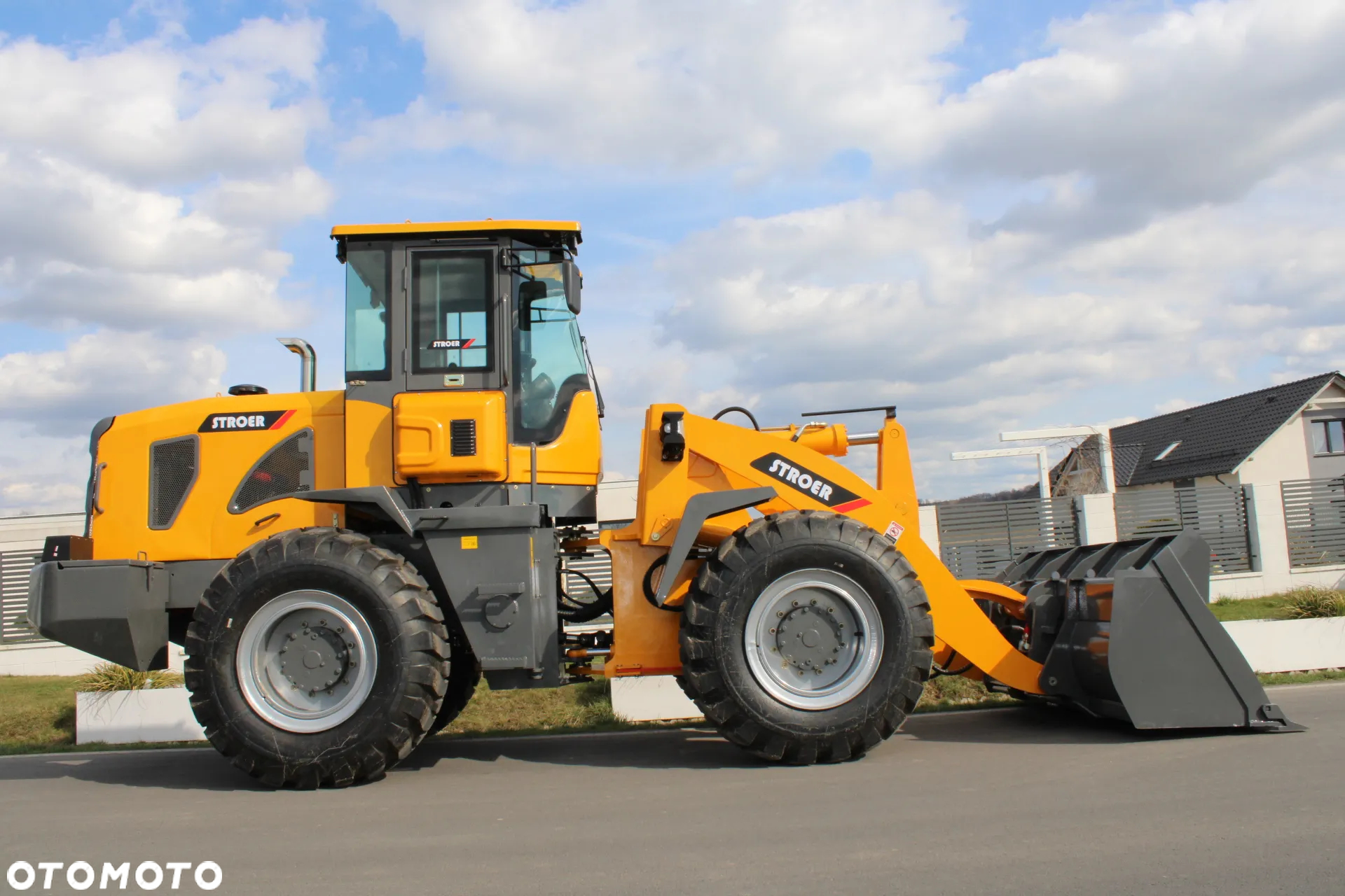 Stroer NW 940 - 3