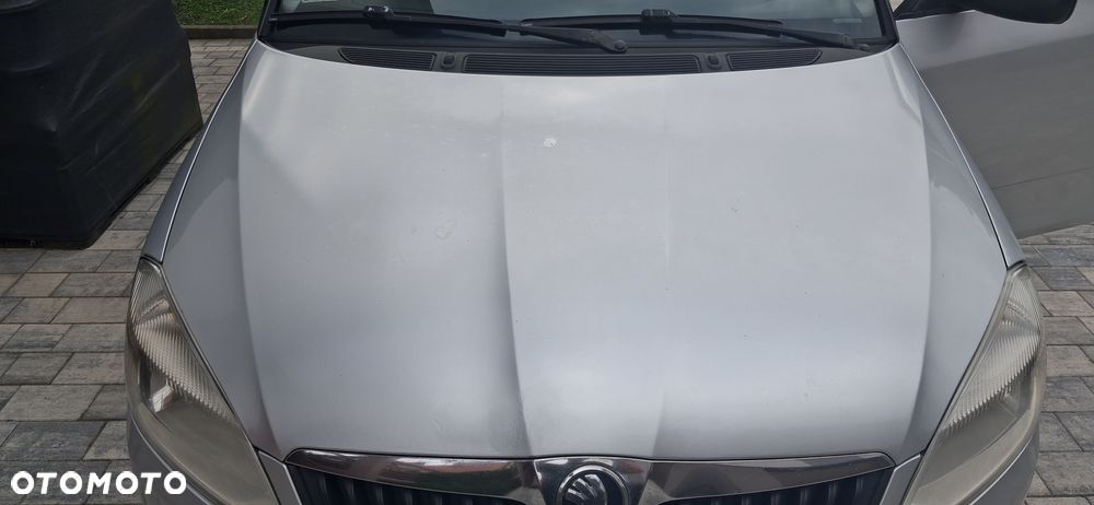 Skoda Fabia 1.6 TDI DPF Active Plus - 10