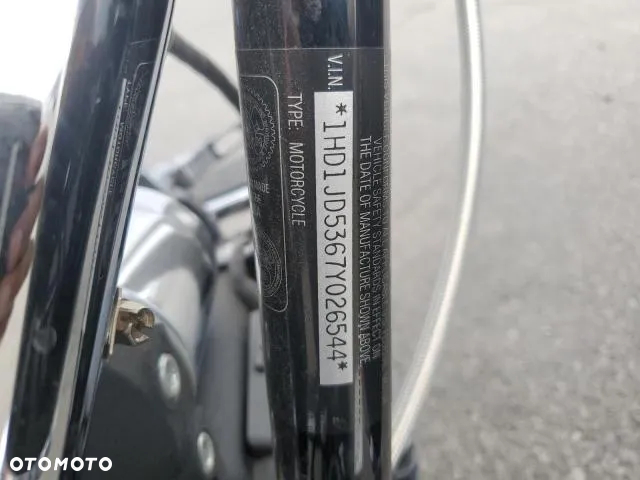 Harley-Davidson Softail Deluxe - 30