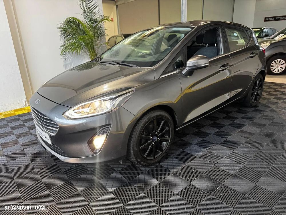 Ford Fiesta - 2