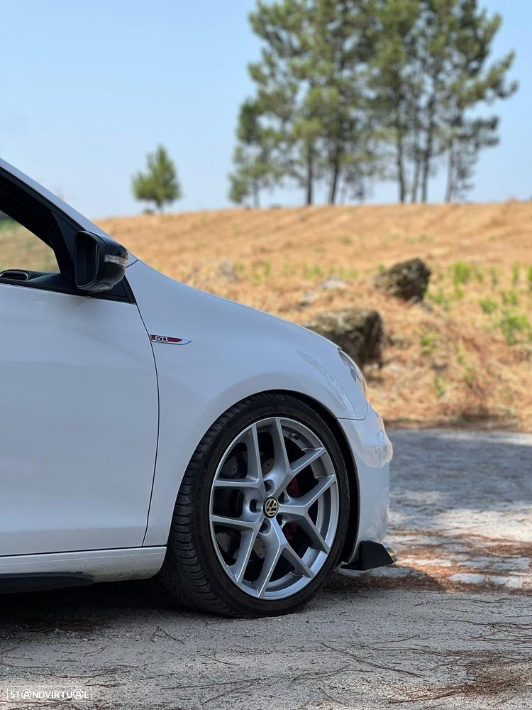 VW Golf 2.0 GTI DSG - 5