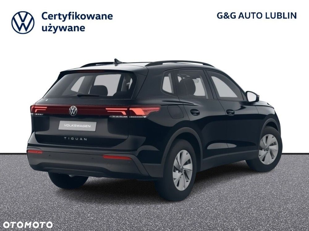 Volkswagen Tiguan - 4