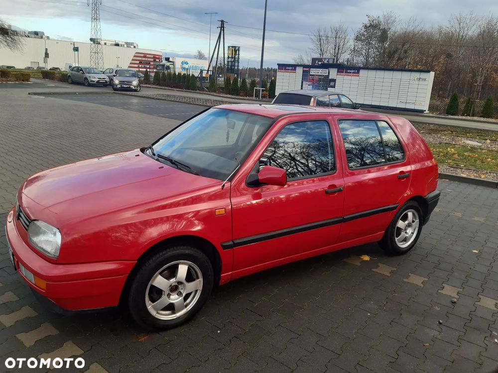 Volkswagen Golf 1.8 CL - 1