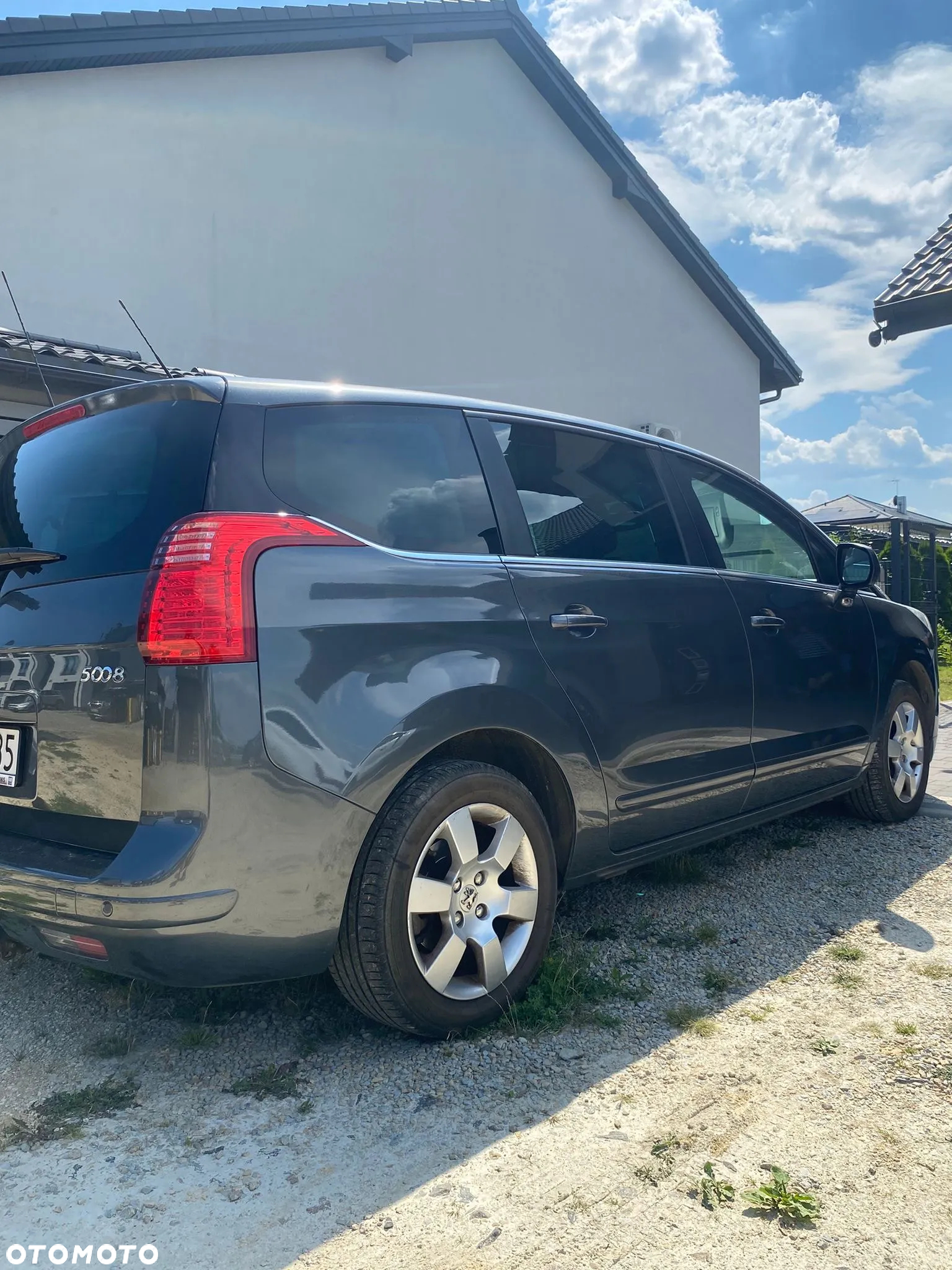 Peugeot 5008 1.6 THP Family 7os - 3