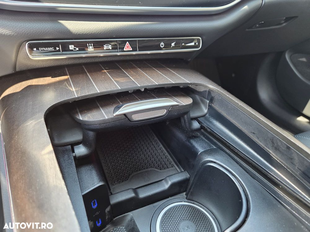 Mercedes-Benz E 220 d 4MATIC MHEV - 29