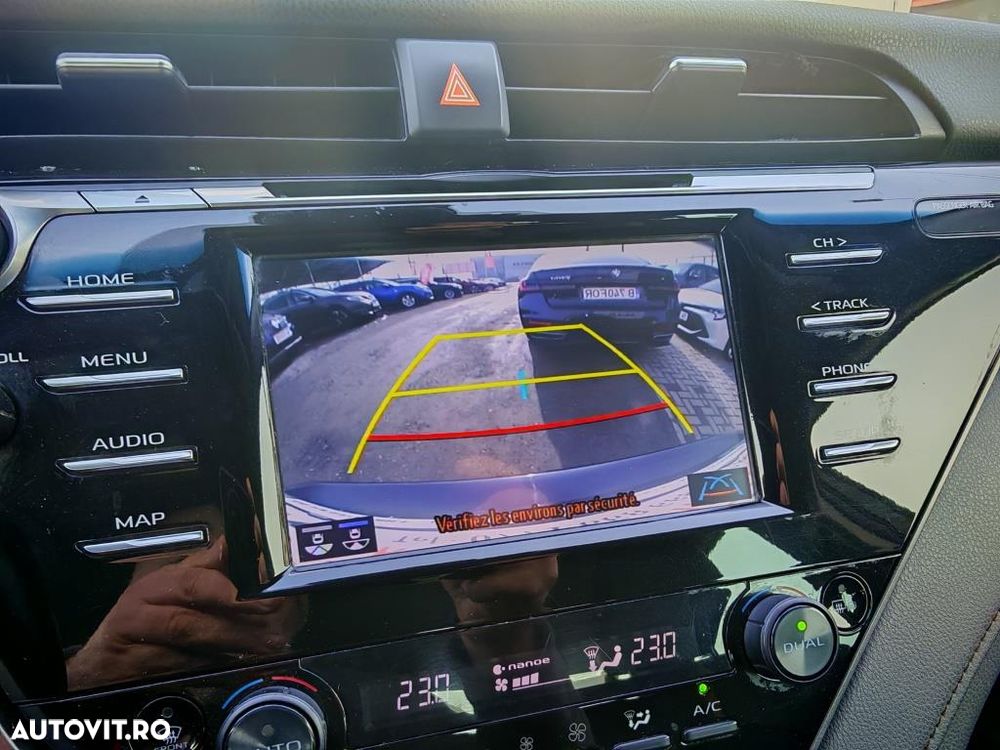 Toyota Camry Business Edition - 16