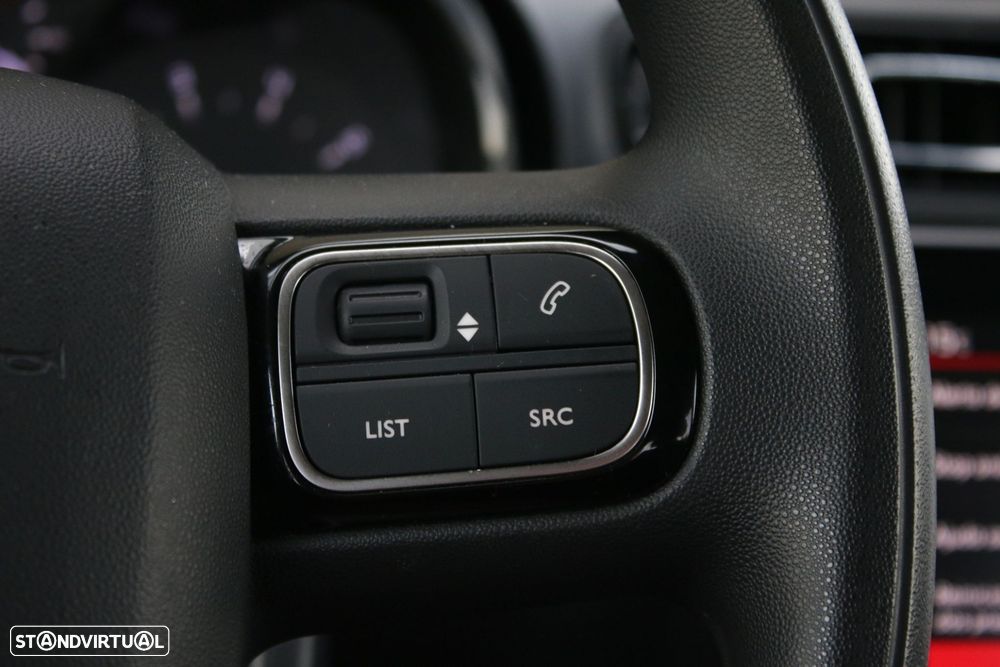 Citroën C3 1.2 PureTech Shine - 19
