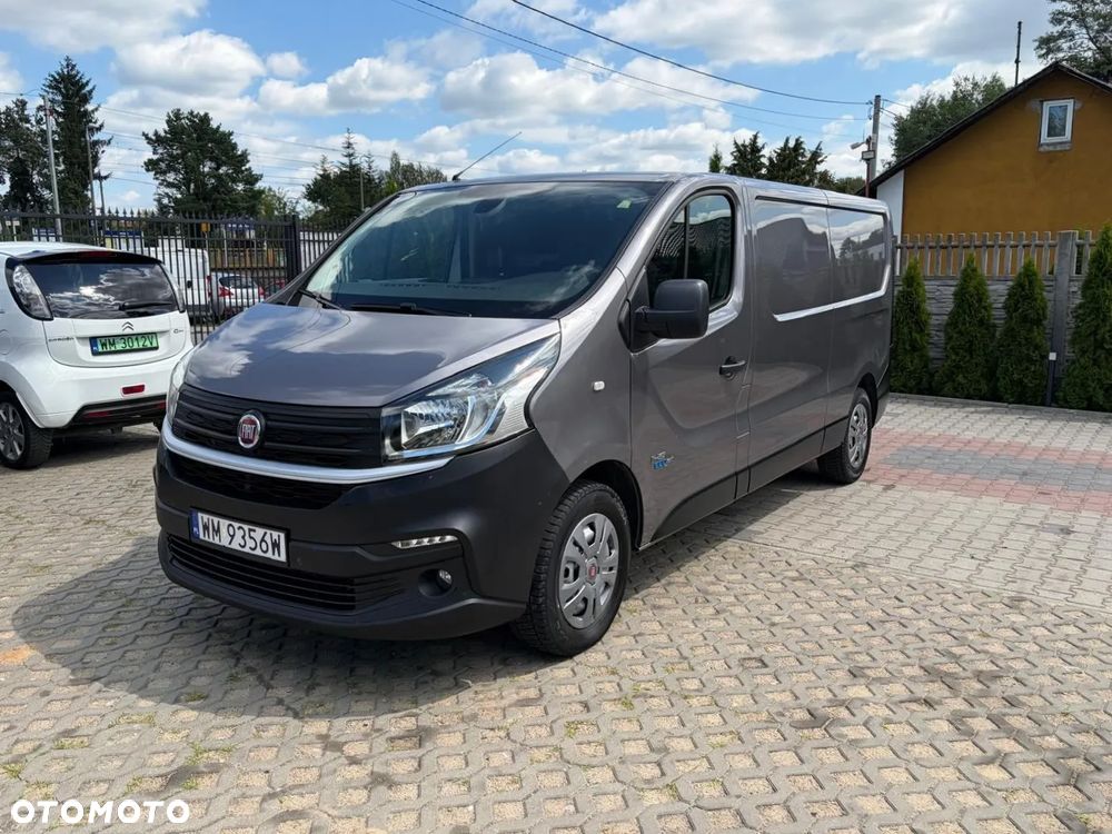 Renault TRAFIC - 2