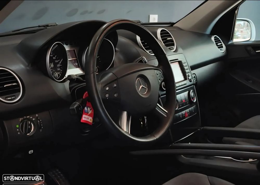 Mercedes-Benz ML 320 CDi - 12