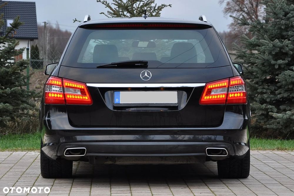 Mercedes-Benz Klasa E 350 CDI DPF BlueEFFICIENCY 7G-TRONIC Avantgarde - 8