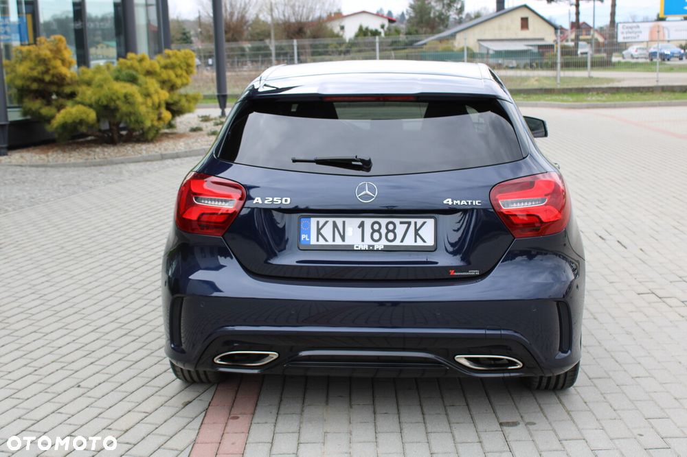Mercedes-Benz Klasa A 250 4Matic 7G-DCT AMG Line - 9