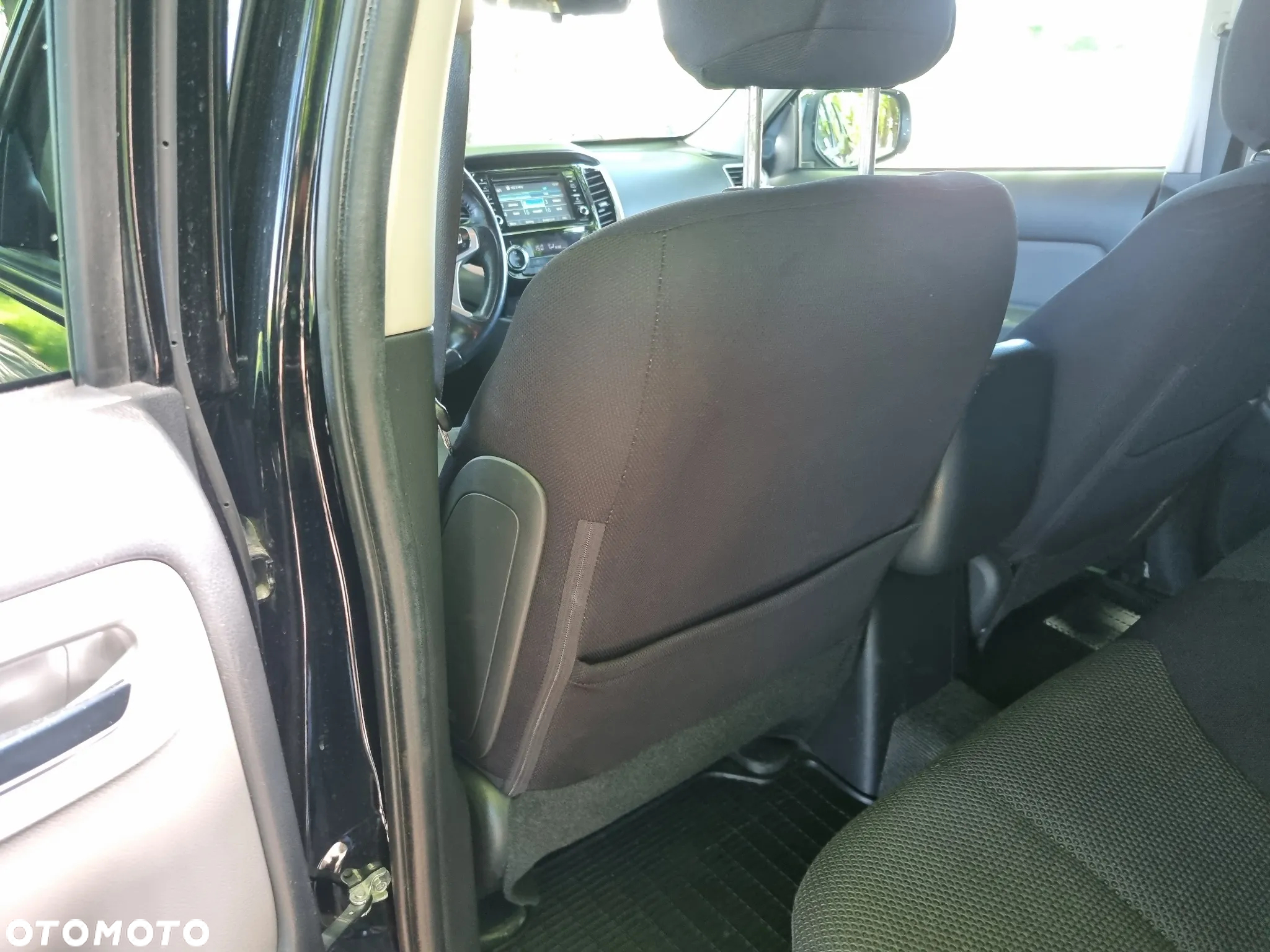 Mitsubishi L200 2.4 d DC Intense Plus EU6 - 11