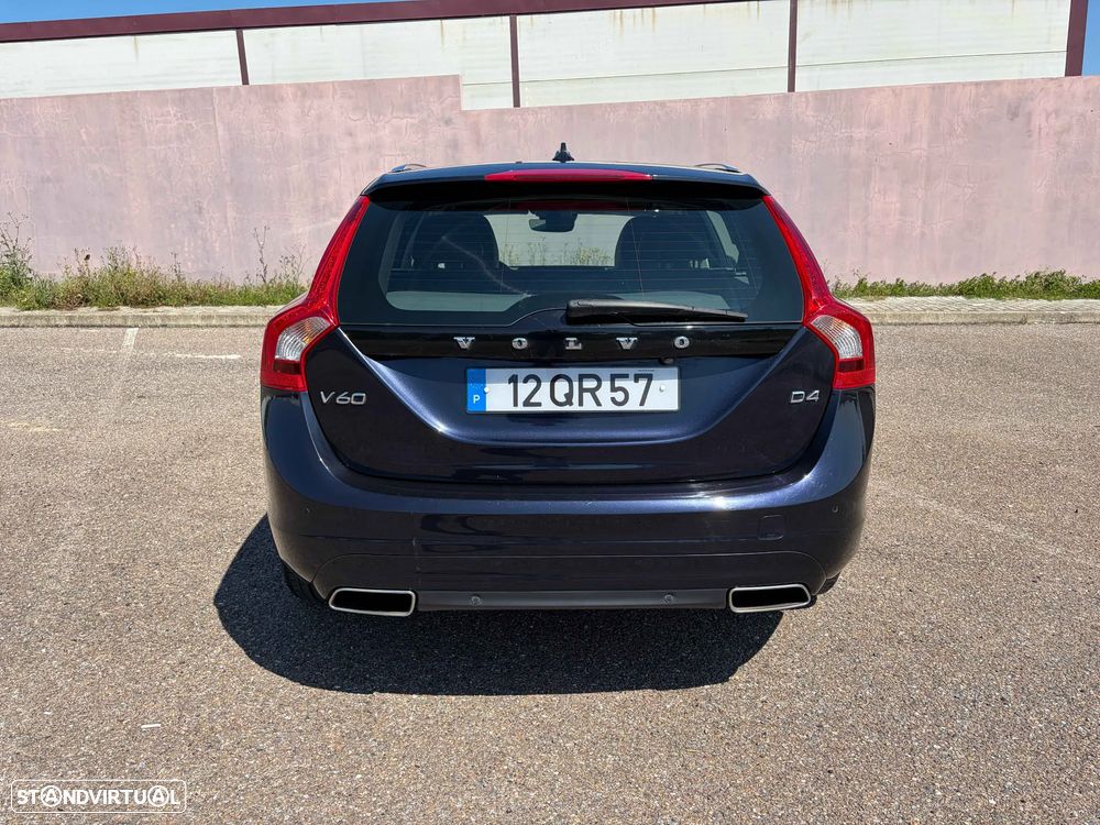 Volvo V60 2.0 D4 Summum - 5