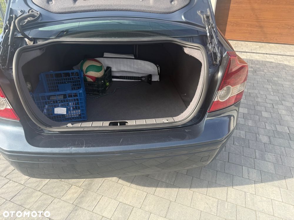 Volvo S40 2.0D - 5