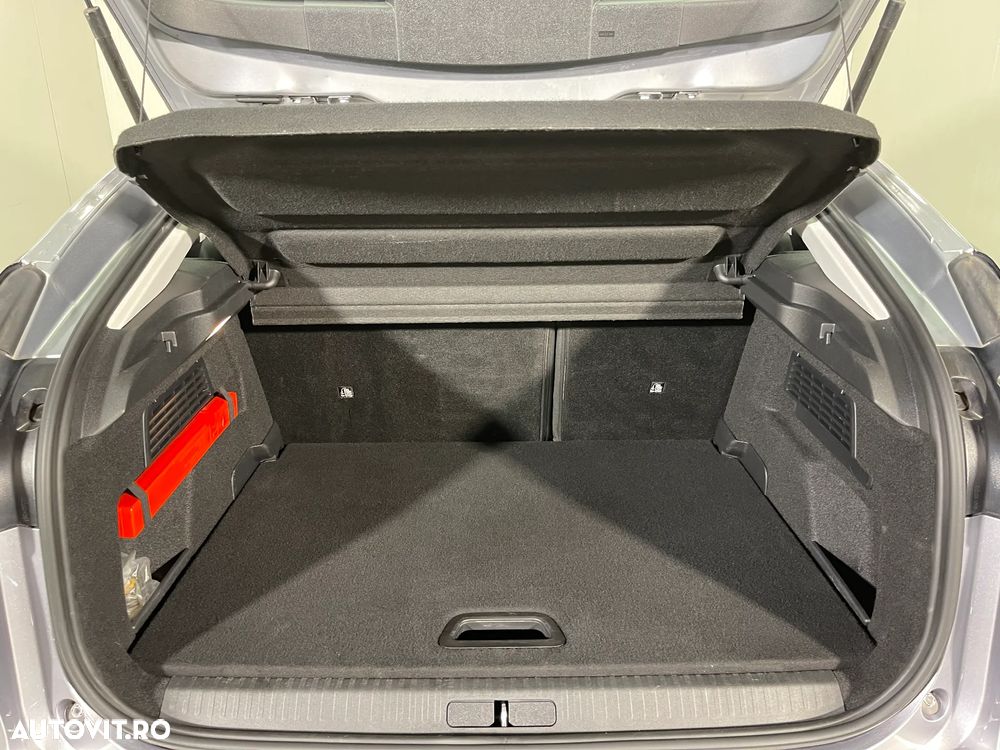 Citroën C4 BlueHDi 130 Stop&Start EAT8 FEEL PACK - 12