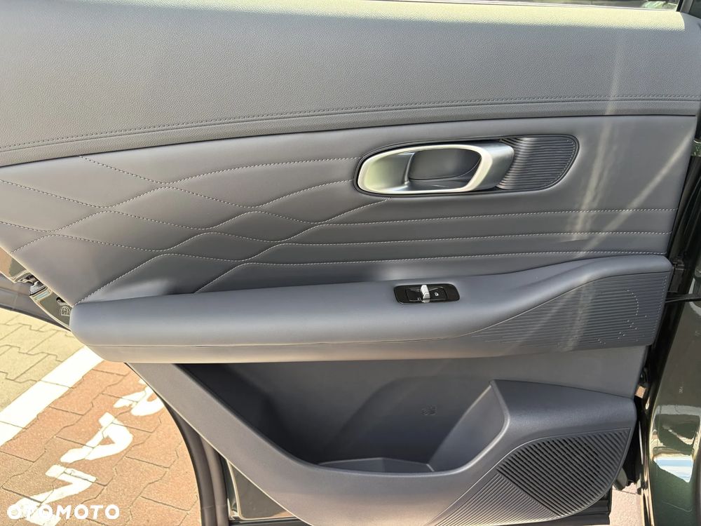 Geely Starray EM-i 1.5 PHEV Pro - 20