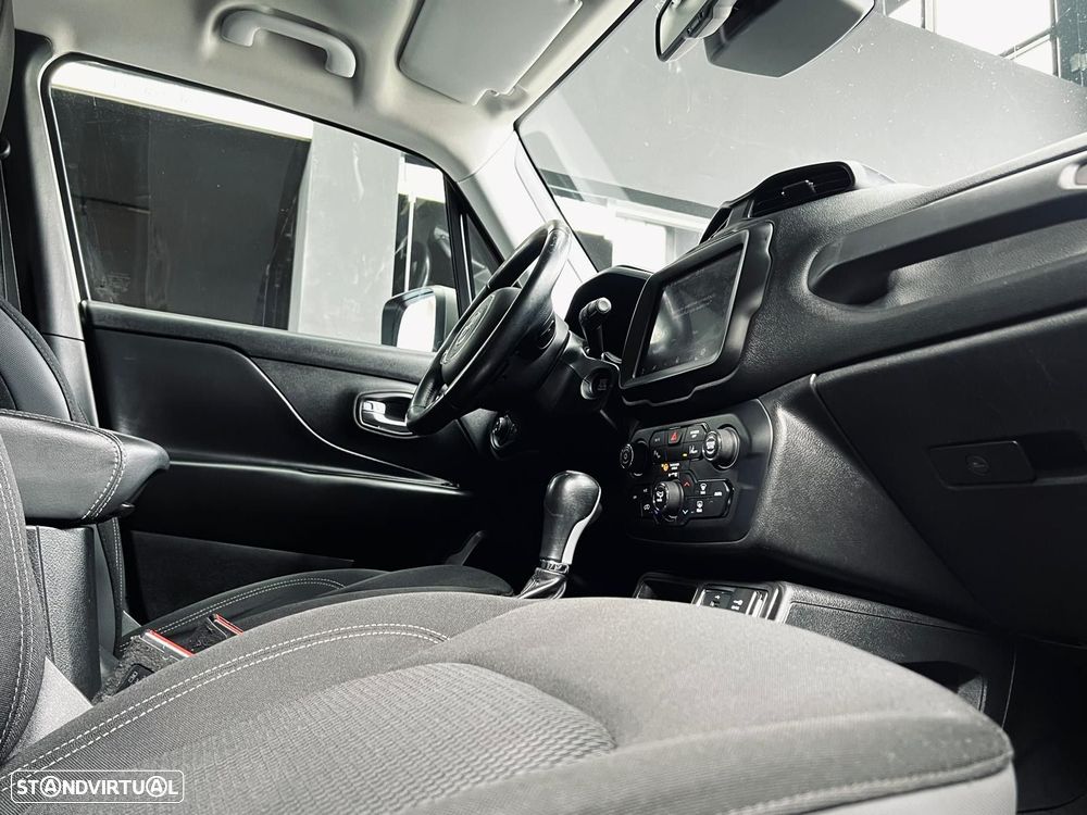 Jeep Renegade 1.6 MJD Limited DCT - 15