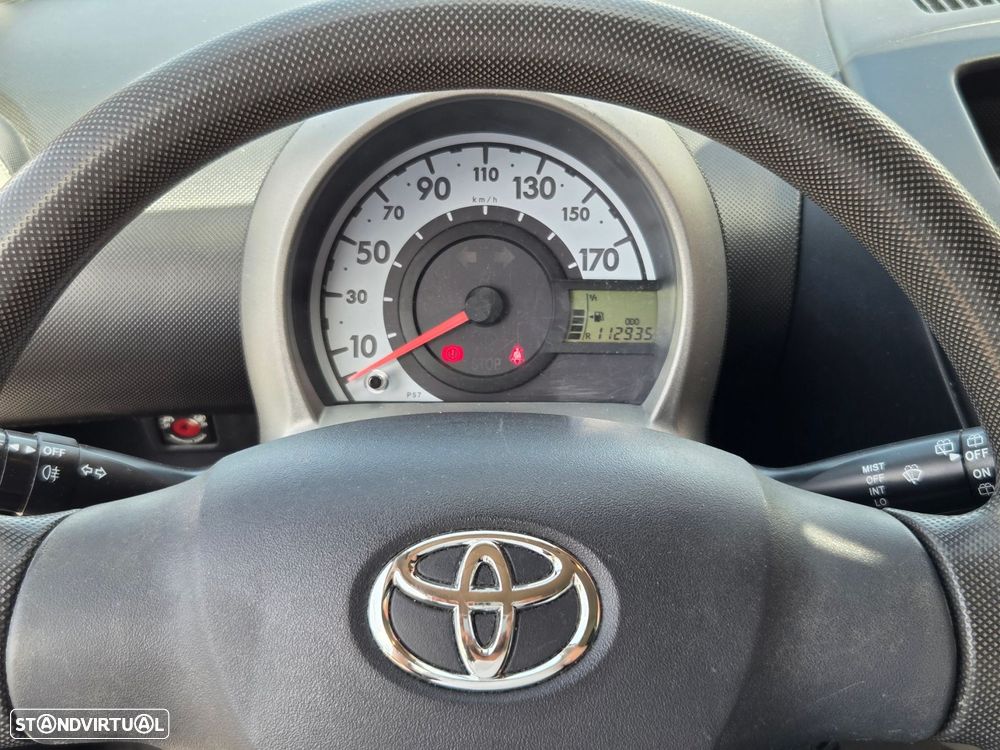 Toyota Aygo 1.0 - 9