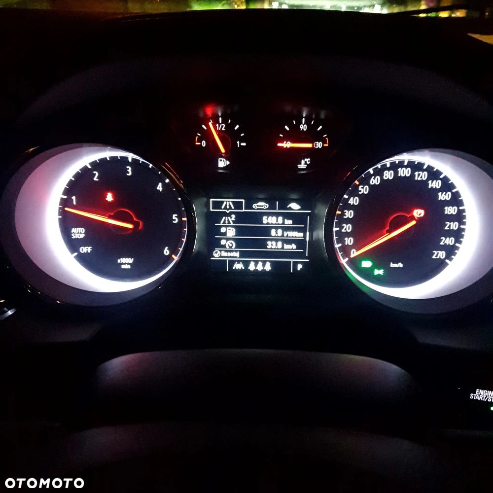 Opel Insignia - 8