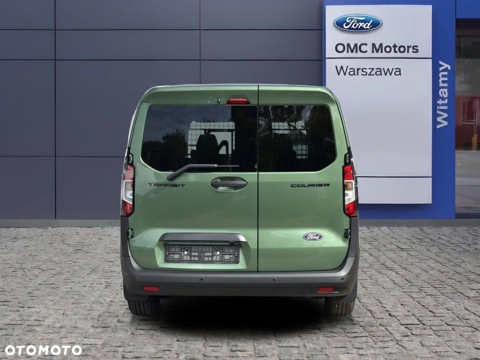 Ford Transit Courier - 5