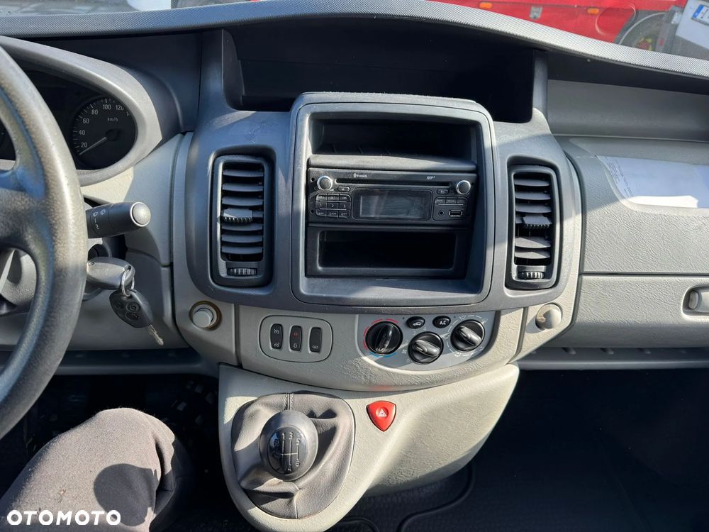 Opel VIVARO LONG KLIMATRYZACJA - 37