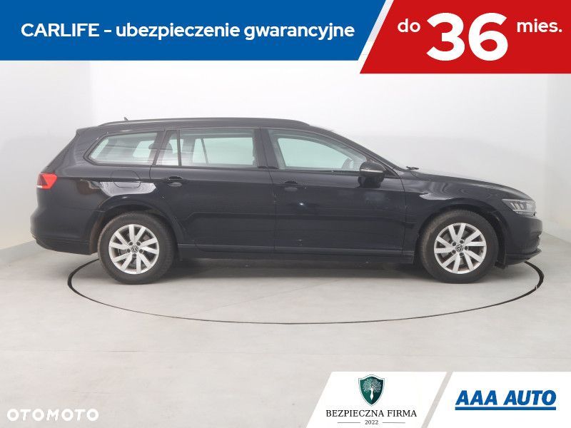 Volkswagen Passat Variant - 8