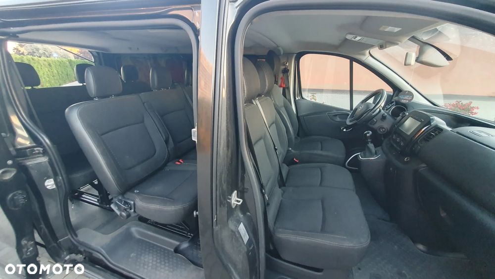 Opel Vivaro - 10
