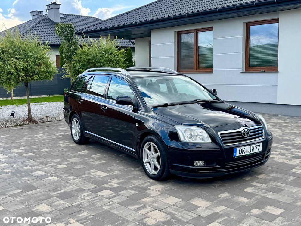 Toyota Avensis - 5