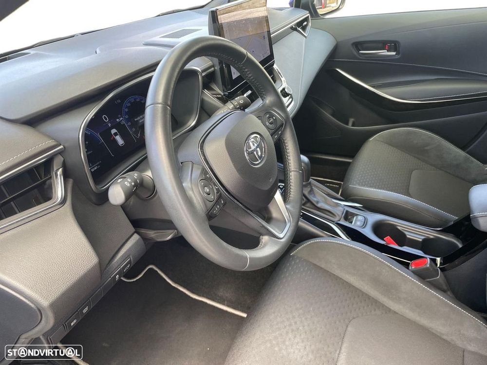 Toyota Corolla 2.0 Hybrid Exclusive - 13