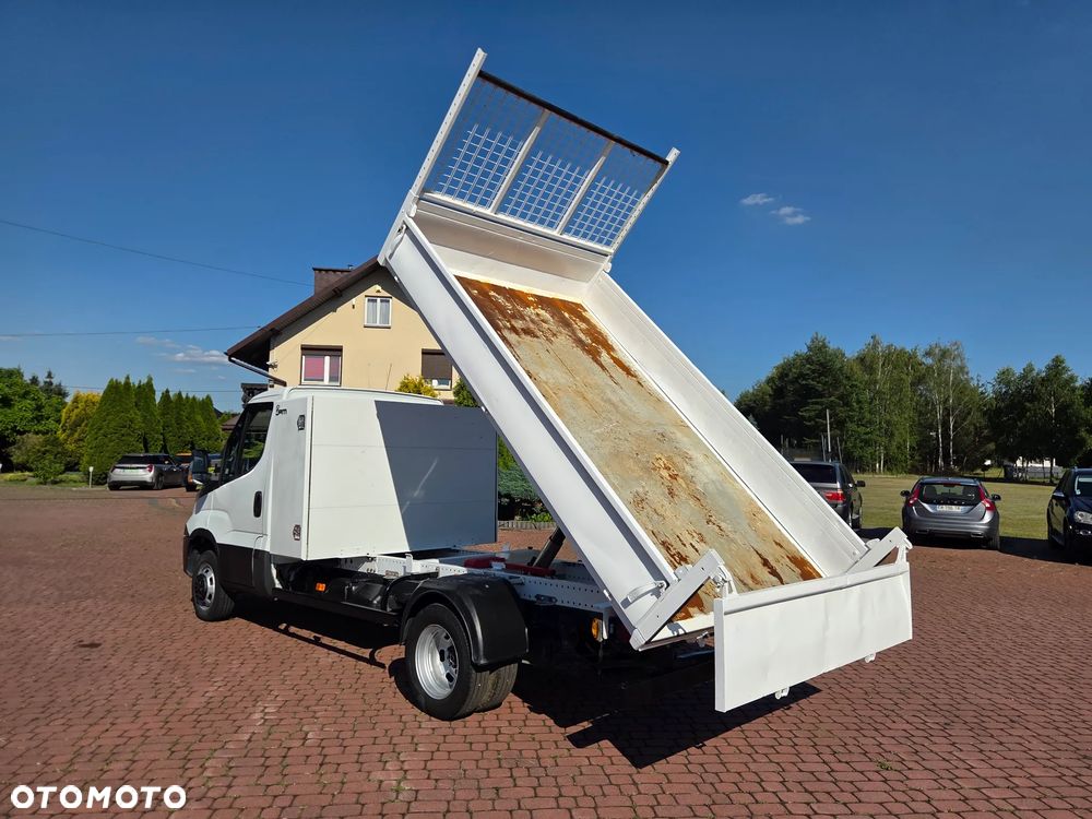 Iveco Daily* 35C-150KM* ZADBANY* TEMPOMAT* NISKI PRZEBIEG* - 2