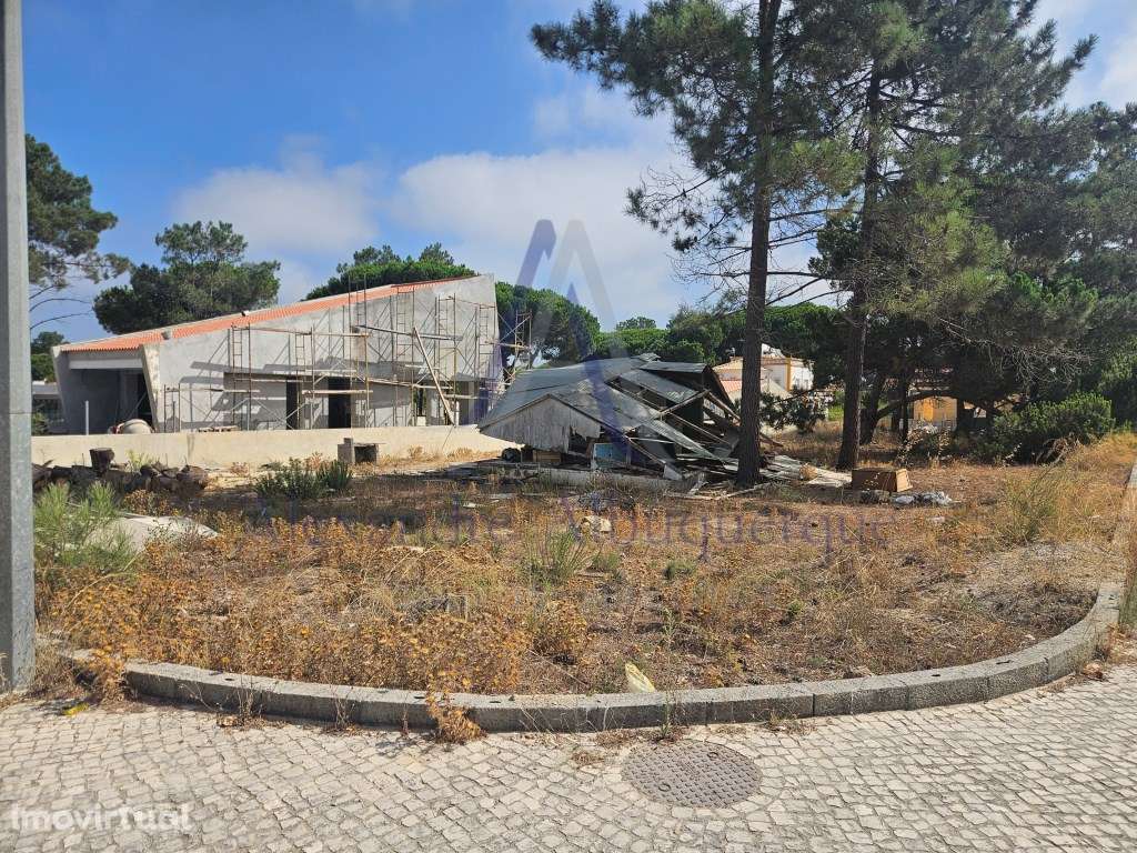 Excelente terreno para construção de moradia isolada em Lagoa de Al... - Grande imagem: 3/7