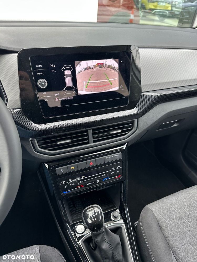 Volkswagen T-Cross 1.0 TSI Life Plus - 23
