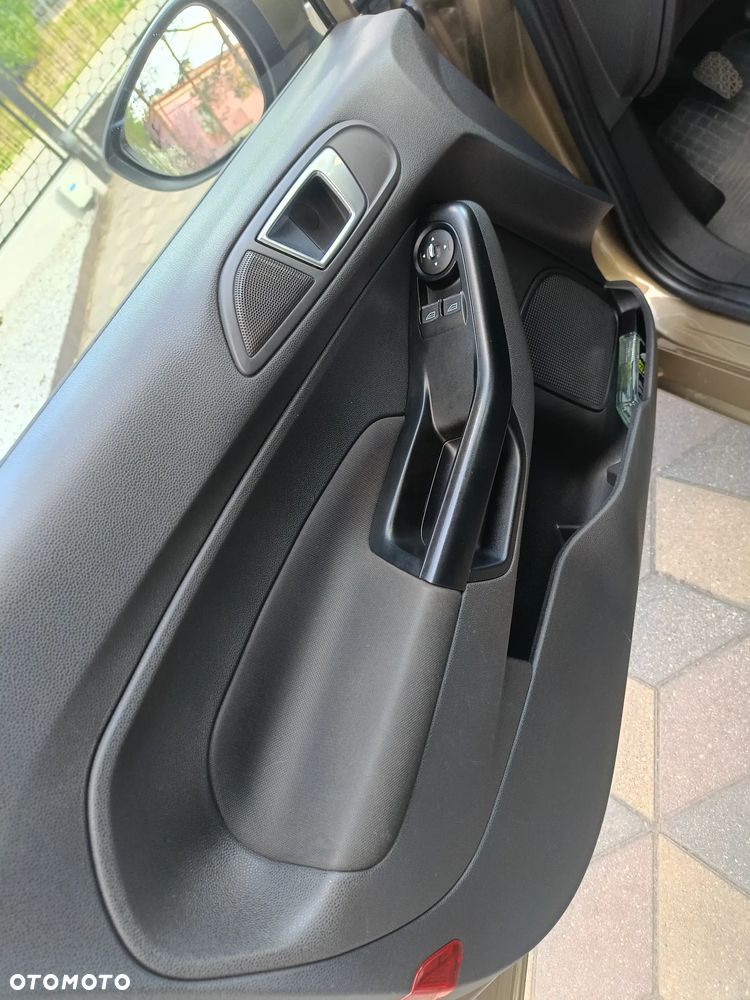 Ford Fiesta 1.25 Silver X (Trend) EU5 - 34