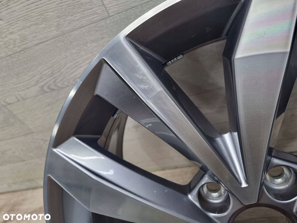 Volkswagen T-Roc 2020 Wszystkie Felgi aluminiowe R17 - 9