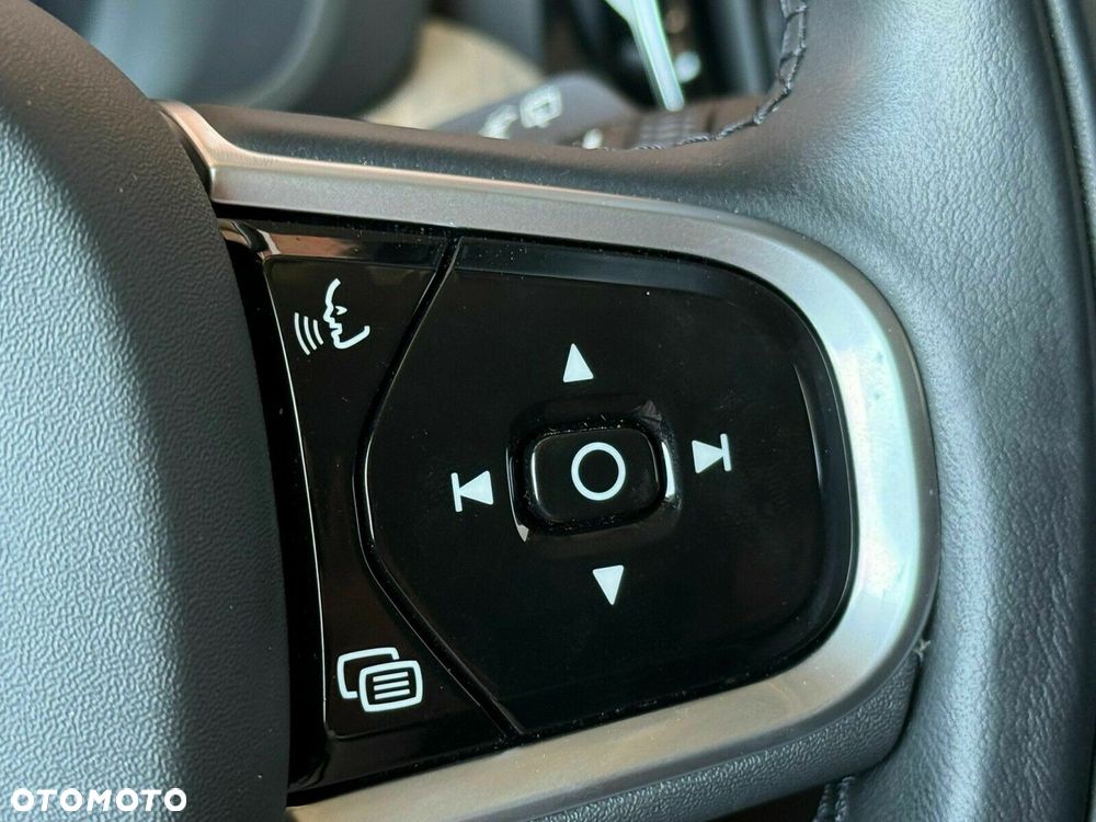 Volvo XC 60 - 18