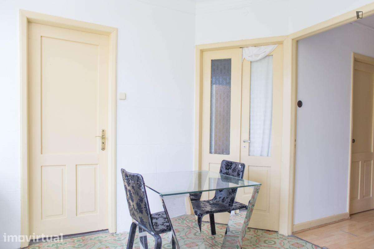 Quarto - localizado em Cedofeita Porto - Grande imagem: 4/27