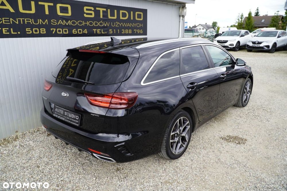 Kia Ceed 1.4 T-GDI DCT OPF GT Line - 36