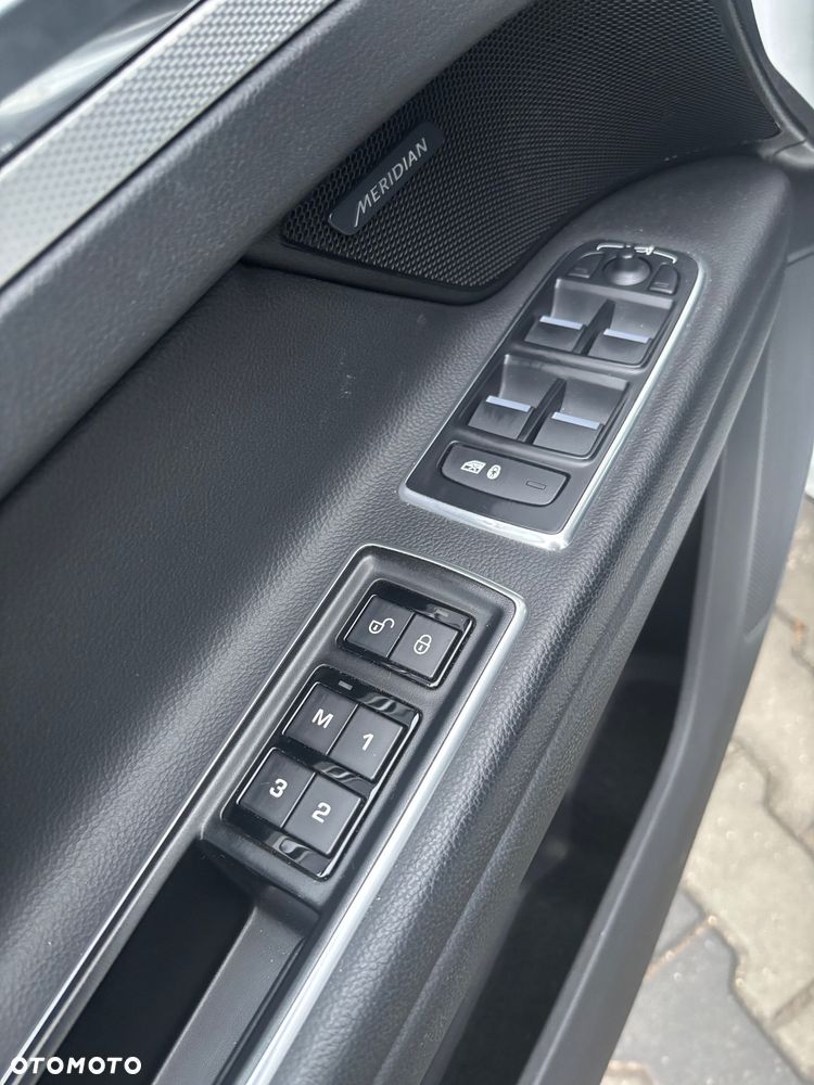 Jaguar XF 35t Prestige - 11