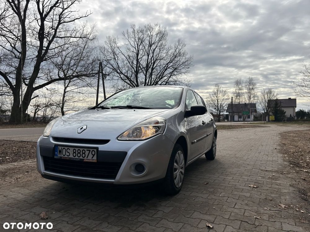 Renault Clio 1.2 16V 75 Yahoo - 1