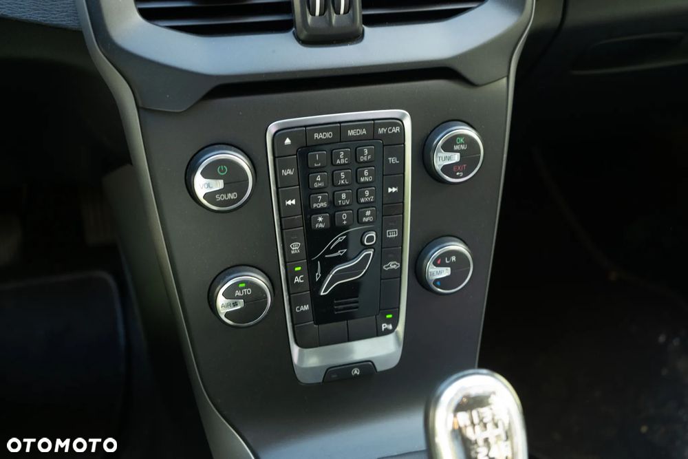 Volvo V40 D2 Momentum - 12