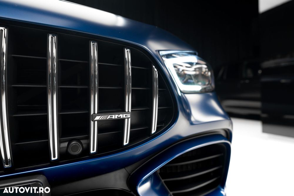 Mercedes-Benz AMG GT 4-door Coupe - 11